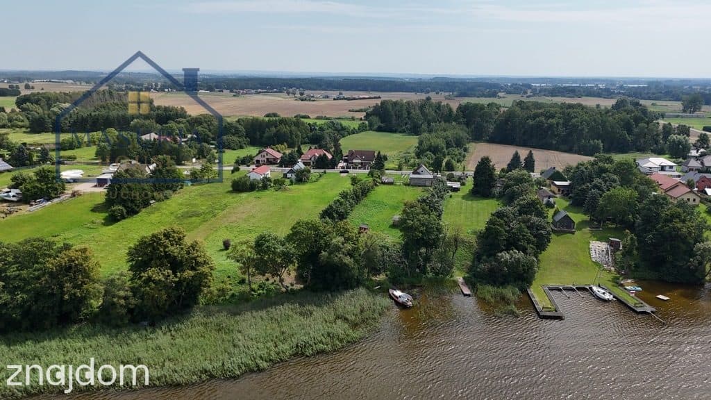 Zabudowana działka z linią brzegową Jezioraka - zdjęcie 16