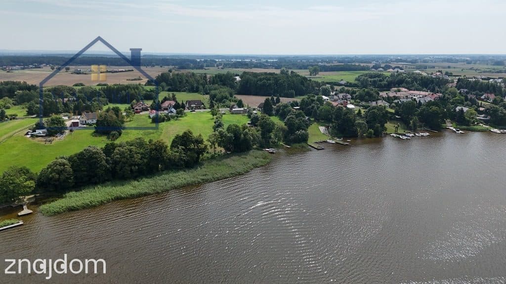 Zabudowana działka z linią brzegową Jezioraka - zdjęcie 17