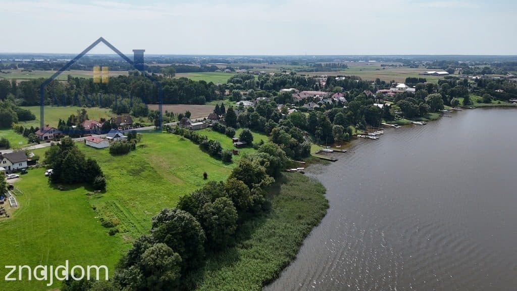 Zabudowana działka z linią brzegową Jezioraka - zdjęcie 20