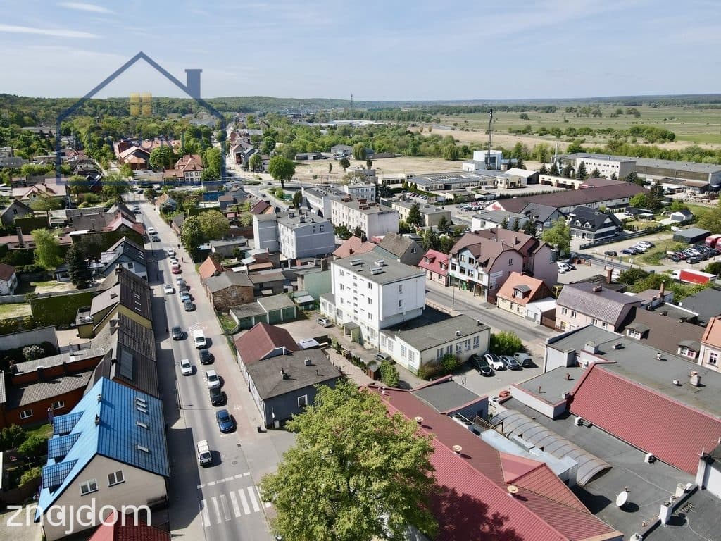 Budynek mieszkalno-biurowy w centrum miasta. - zdjęcie 2