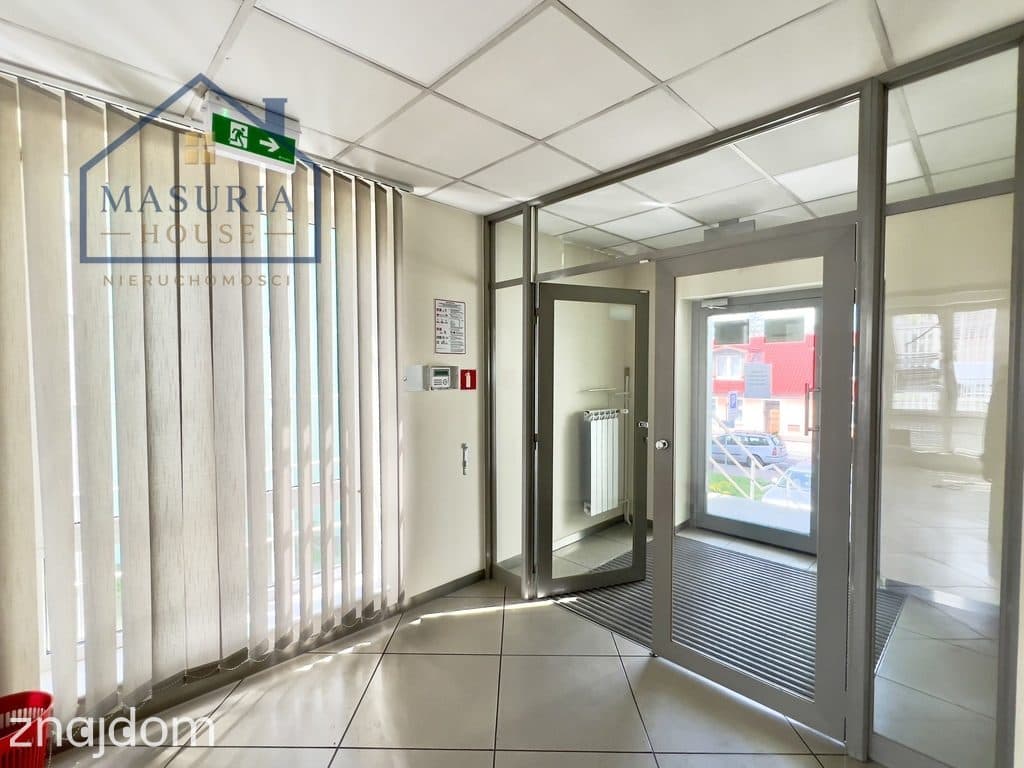Budynek mieszkalno-biurowy w centrum miasta. - zdjęcie 19