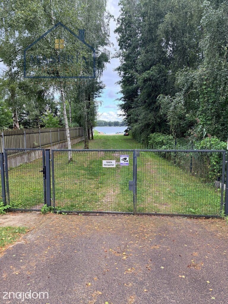 Działka z dwoma domkami nad jeziorem Roś - zdjęcie 15