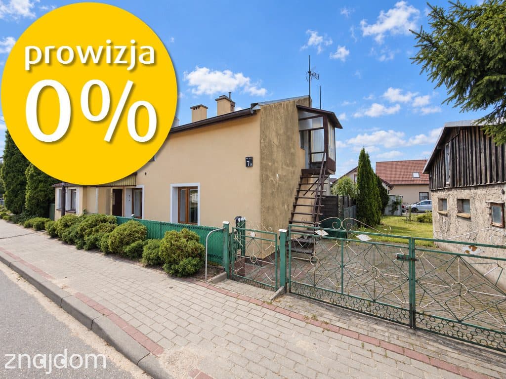 Dom w centrum Nowej Wsi z zabudowaniami - zdjęcie 5