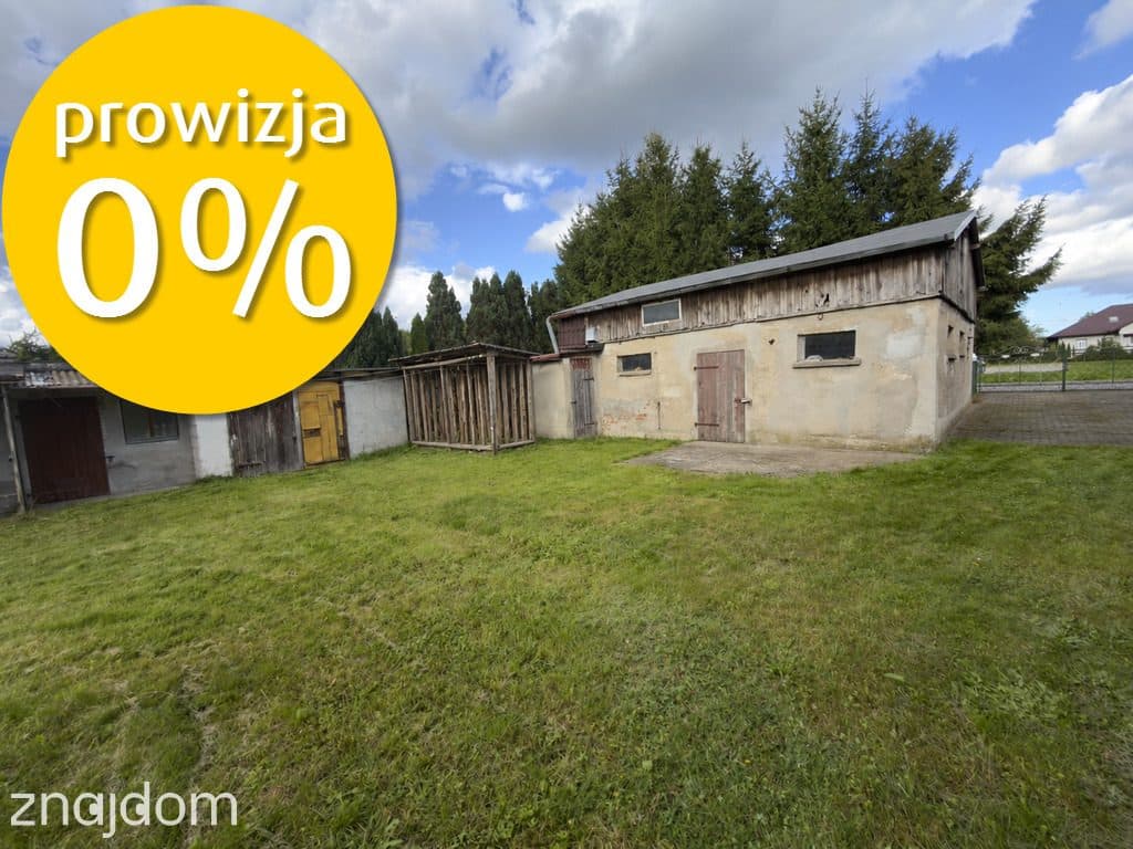 Dom w centrum Nowej Wsi z zabudowaniami - zdjęcie 11
