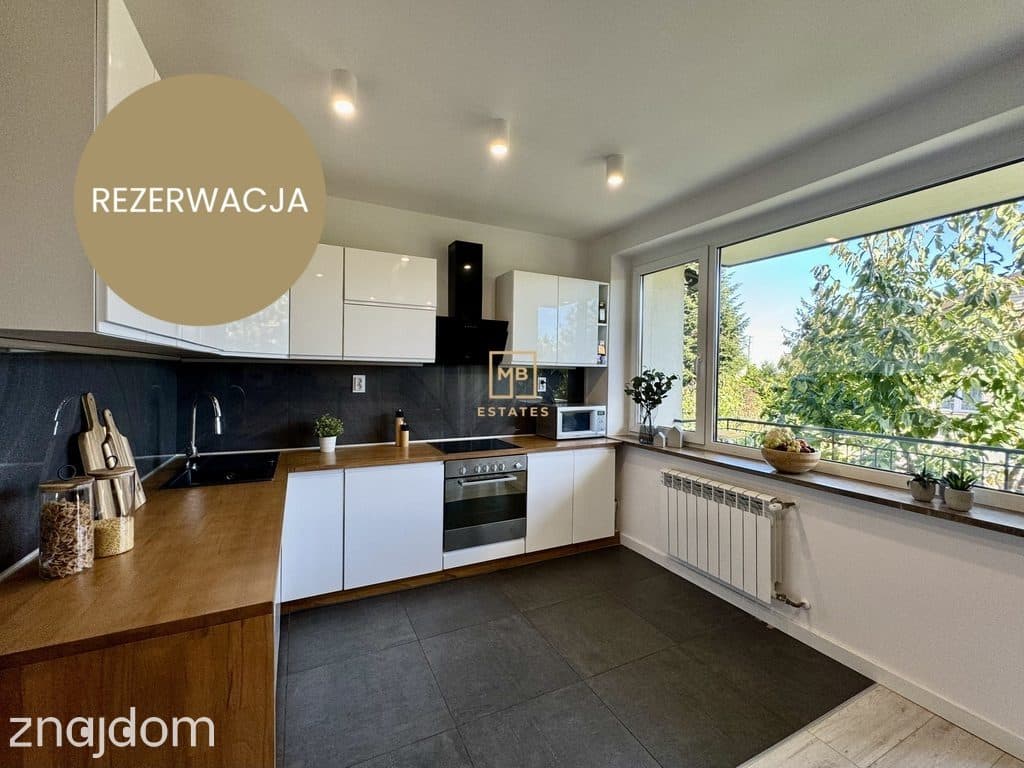 Atrakcyjny apartament z tarasem i ogródkiem