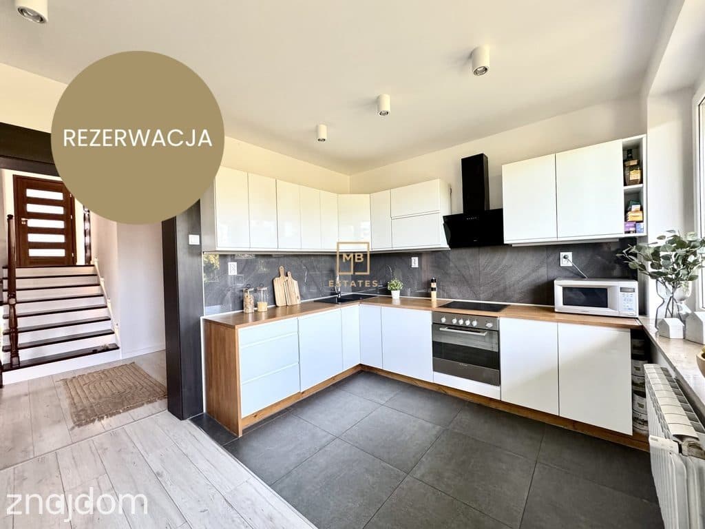 Atrakcyjny apartament z tarasem i ogródkiem - zdjęcie 4