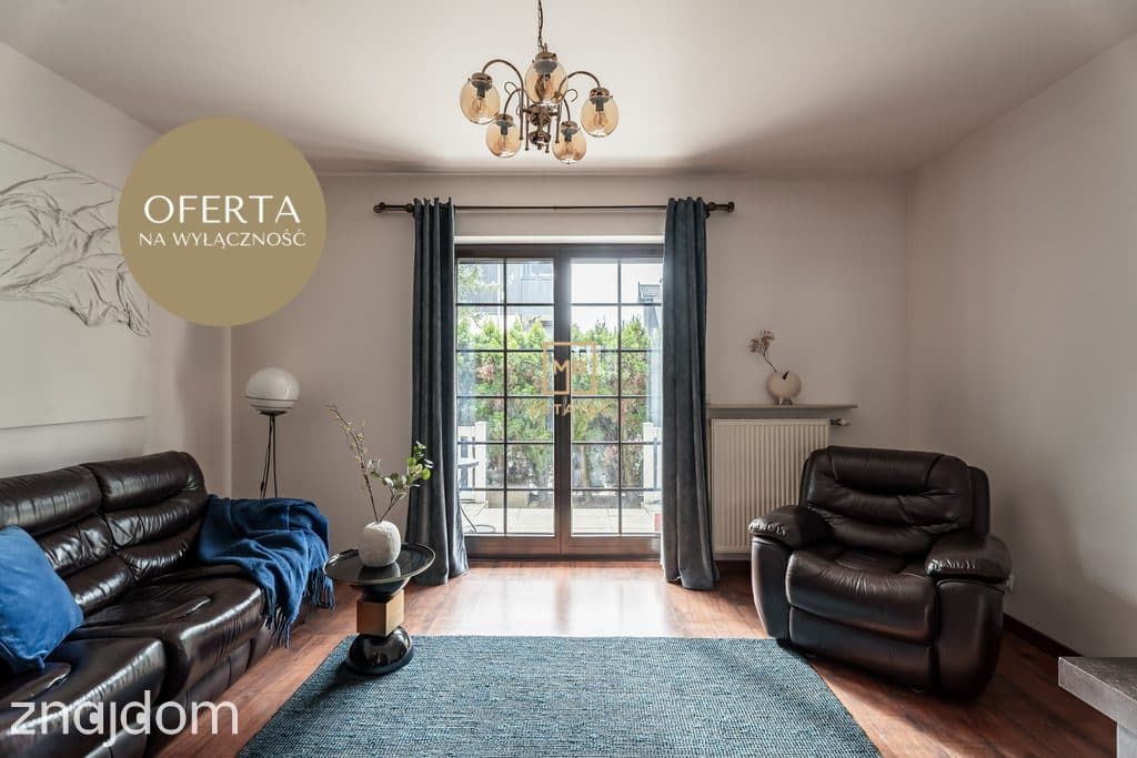 Klimatyczny dwupoziomowy apartament na wynajem