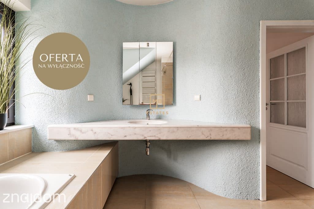 Klimatyczny dwupoziomowy apartament na wynajem - zdjęcie 11