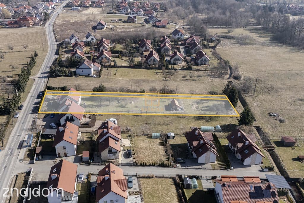 Dom z potencjałem inwestycyjnym, 3276m2 działki - zdjęcie 19