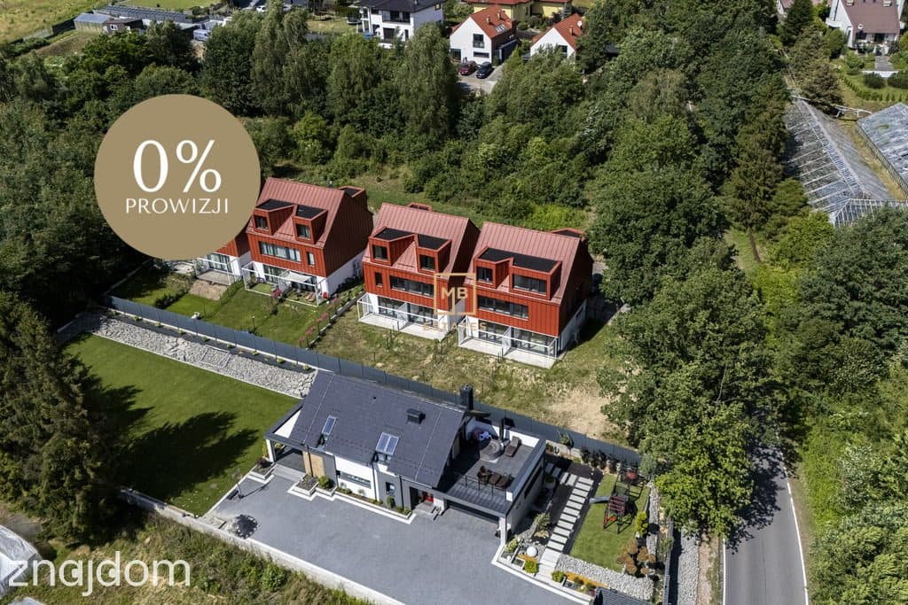 Nowoczesny Bliźniak w Uzdrowiskowej Części Miasta - zdjęcie 5
