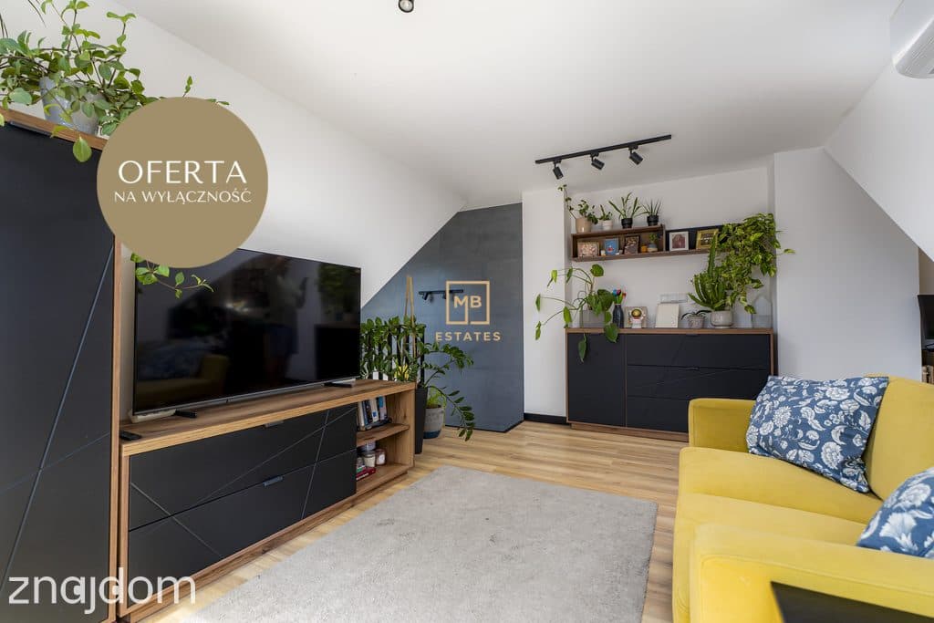 Dwupoziomowy apartament na kameralnym osiedlu - zdjęcie 19