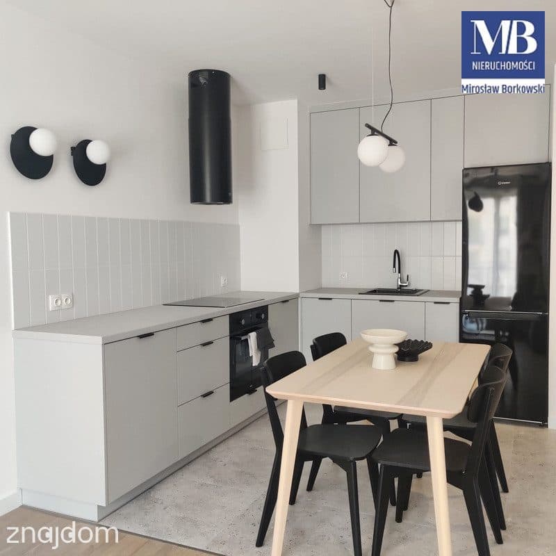 Atrakcyjne mieszka (42 m 2) dwupokojowe z balkonem - zdjęcie 3