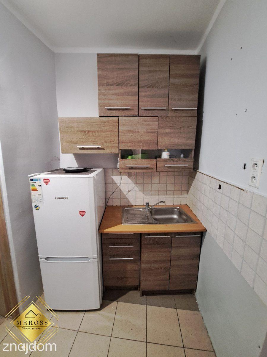 Przytulna kawalerka w centrum Częstochowy - zdjęcie 4