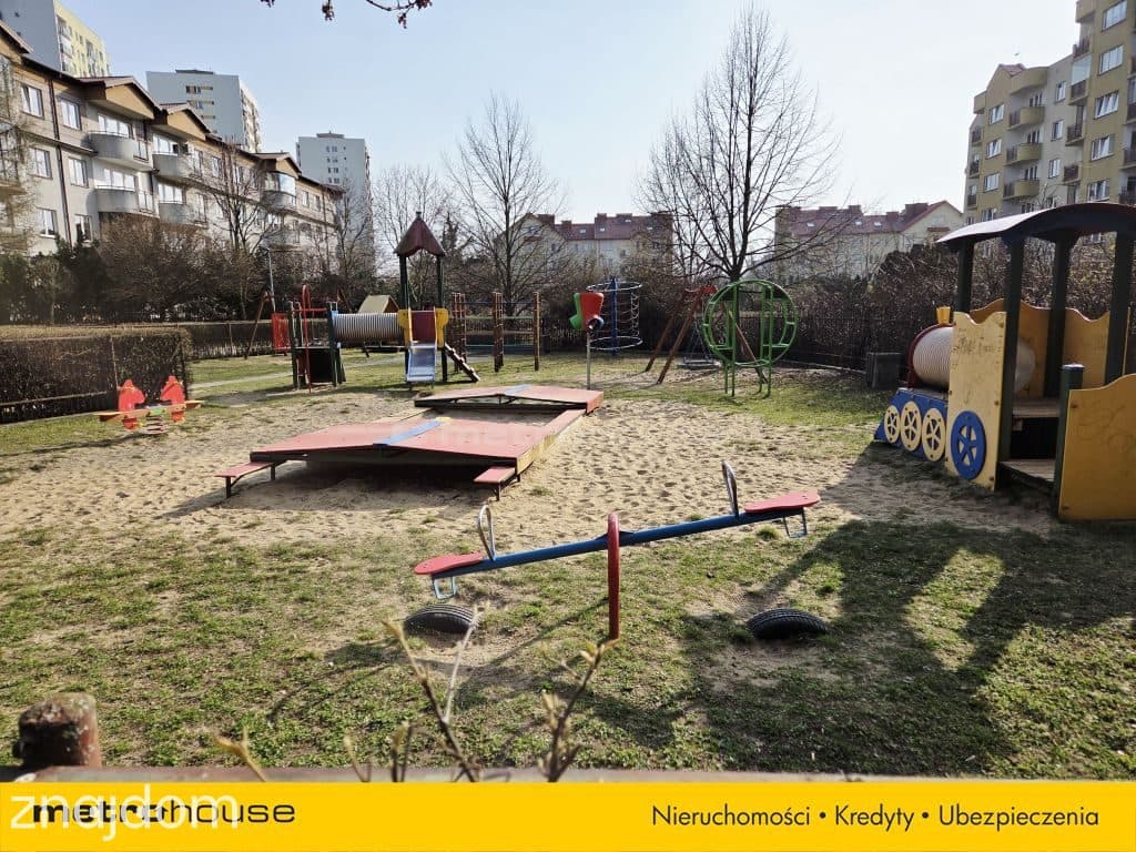 Dwupokojowe mieszkanie z olbrzymią garderobą. - zdjęcie 22