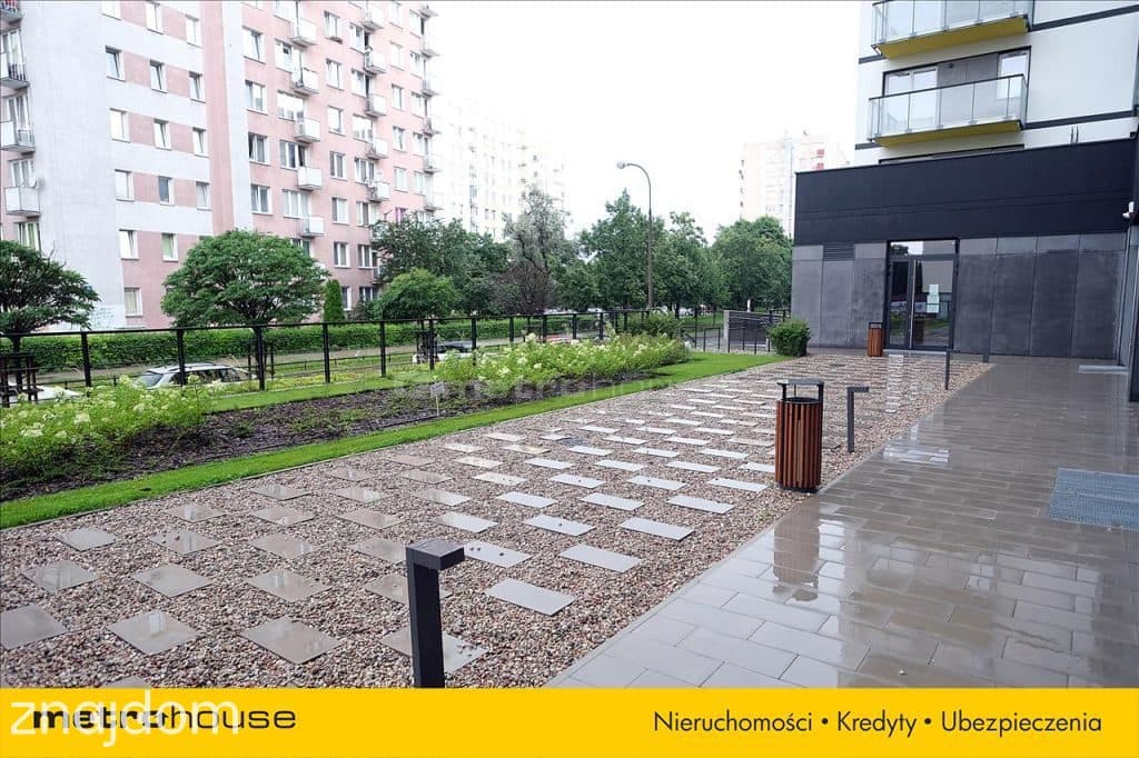 Nowy lokal z pełnymi witrynami na otwartym planie - zdjęcie 13