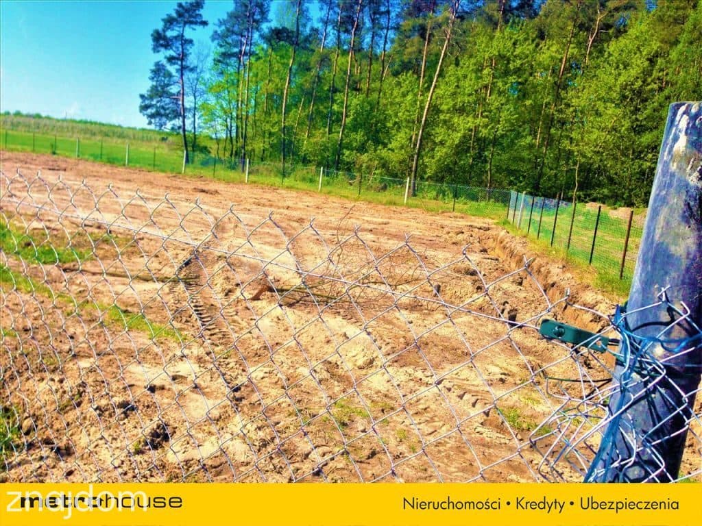 Ogrodzona działka przy trasie szybkiego ruchu. - zdjęcie 11