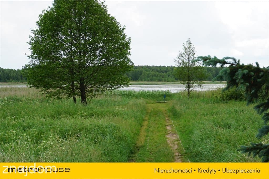 Działka budowlana w pięknej okolicy nad jeziorem - zdjęcie 6