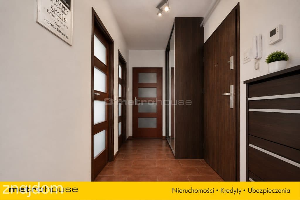 4 pokoje - dwupoziomowe, taras i spokojna okolica - zdjęcie 7