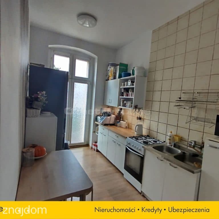 3 POKOJE, PRZY SAMYM PORCIE, IDEALNA LOKALIZACJA - zdjęcie 11