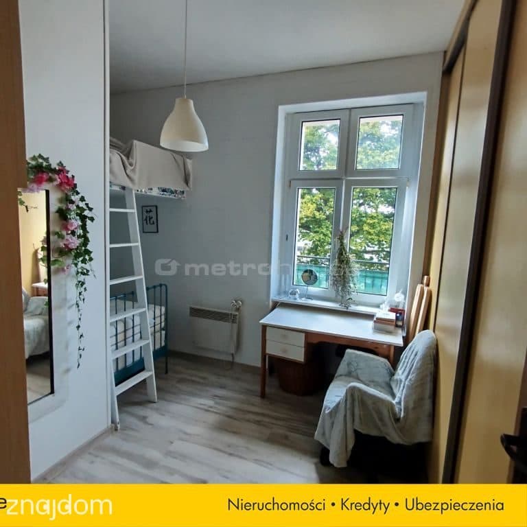 3 POKOJE, PRZY SAMYM PORCIE, IDEALNA LOKALIZACJA - zdjęcie 13