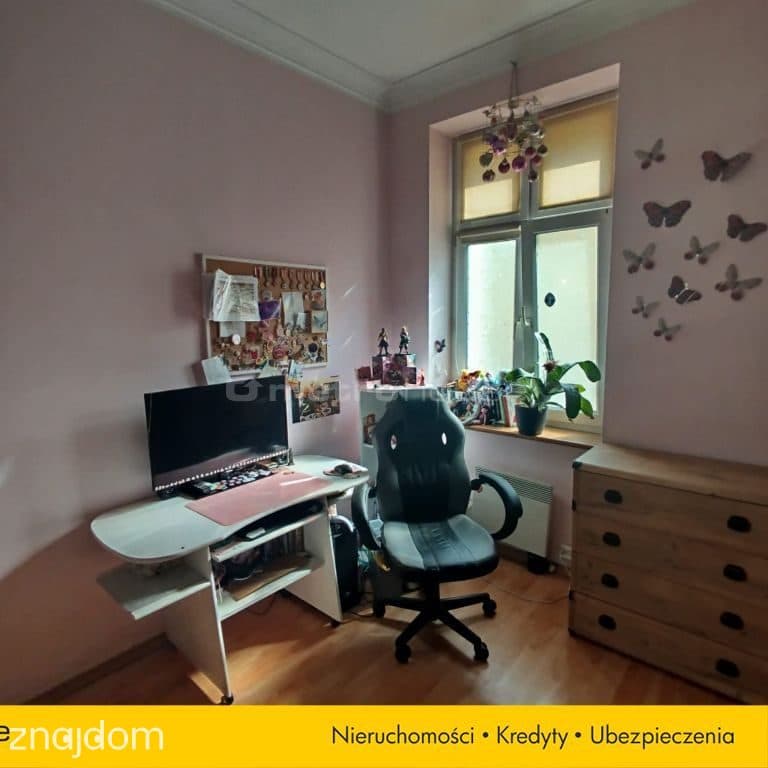 3 POKOJE, PRZY SAMYM PORCIE, IDEALNA LOKALIZACJA - zdjęcie 16