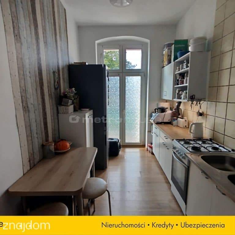 3 POKOJE, PRZY SAMYM PORCIE, IDEALNA LOKALIZACJA - zdjęcie 20