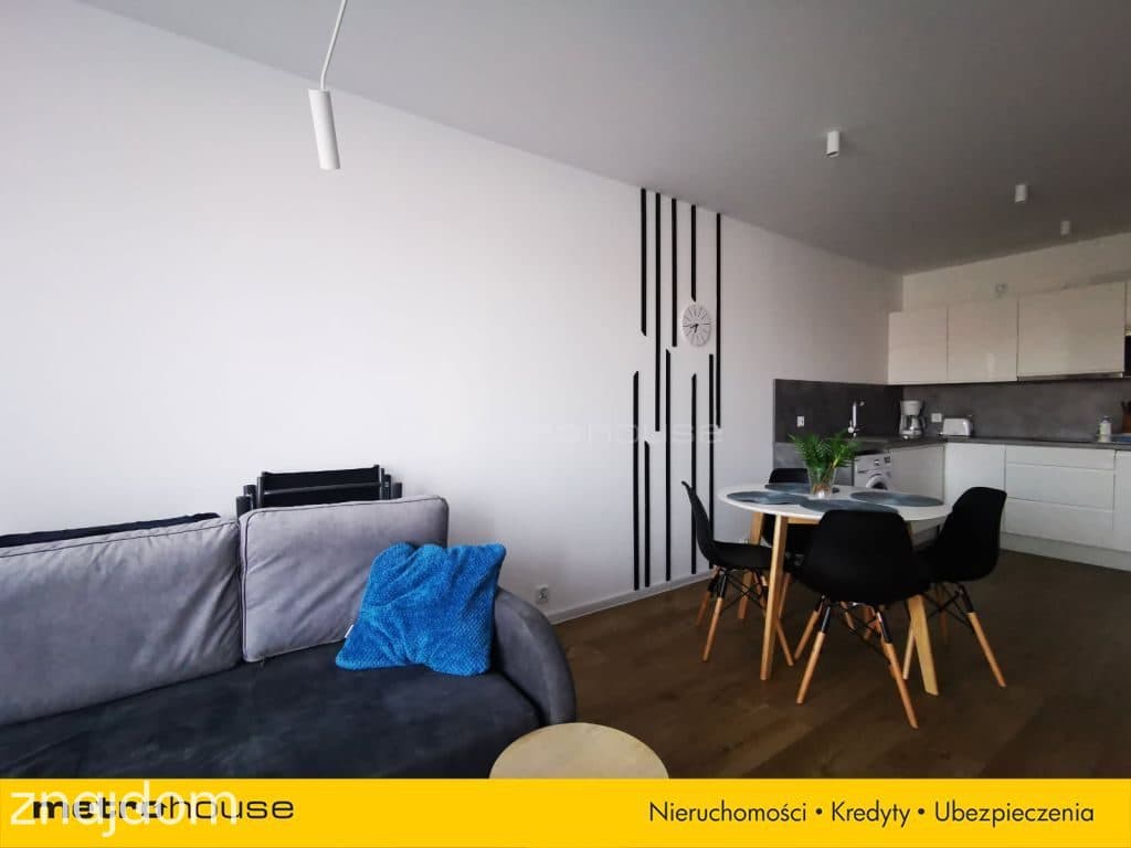 Kołobrzeg: 38 m² + balkon, basen, 2× parking - zdjęcie 2