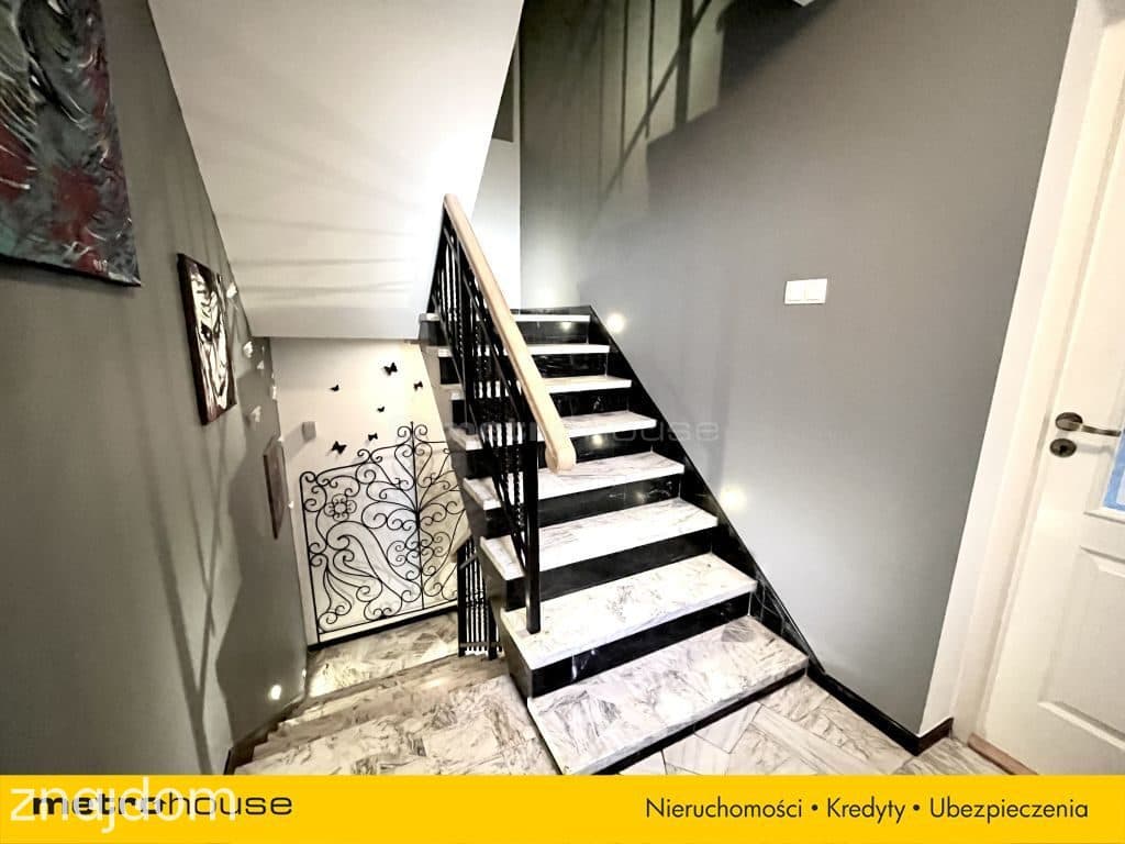 Centrum dom 240 m2 Idealna Lokalizacja! - zdjęcie 12