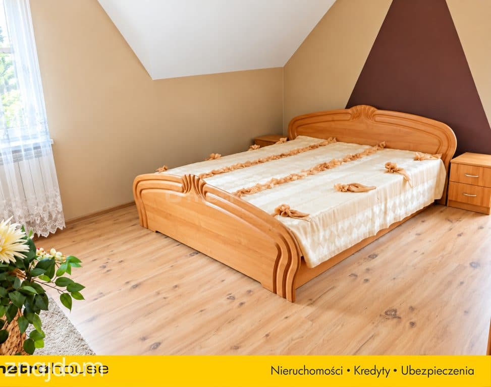 Dom 130 m² z działką 1600 m² i prywatnym stawem - zdjęcie 7