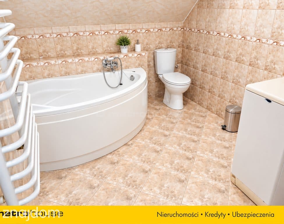 Dom 130 m² z działką 1600 m² i prywatnym stawem - zdjęcie 9