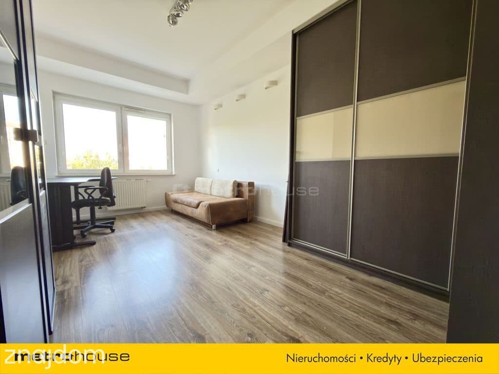 Słoneczne Tarasy, winda, balkon, miejsce w hali - zdjęcie 13