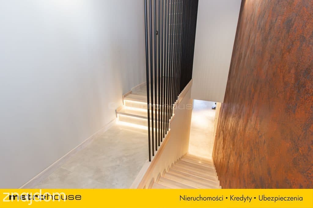 Nowoczesny dom z dużą działką w Marcelinie - zdjęcie 19