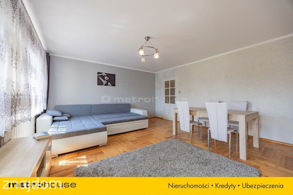 Przestronne 4 pokoje z balkonem - zdjęcie 2
