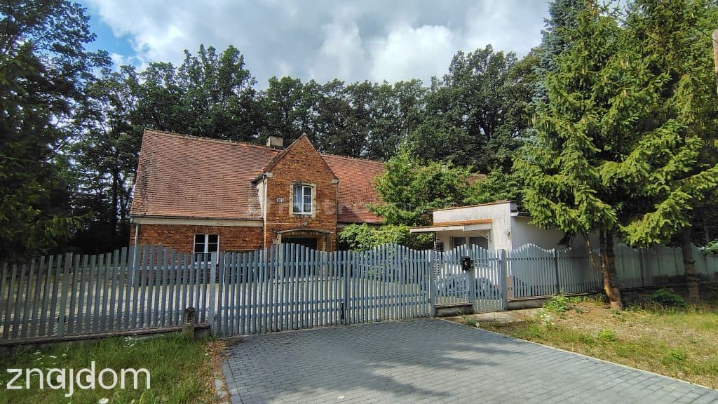 Wyjątkowa nieruchomość mieszkalno-usługowa - zdjęcie 2
