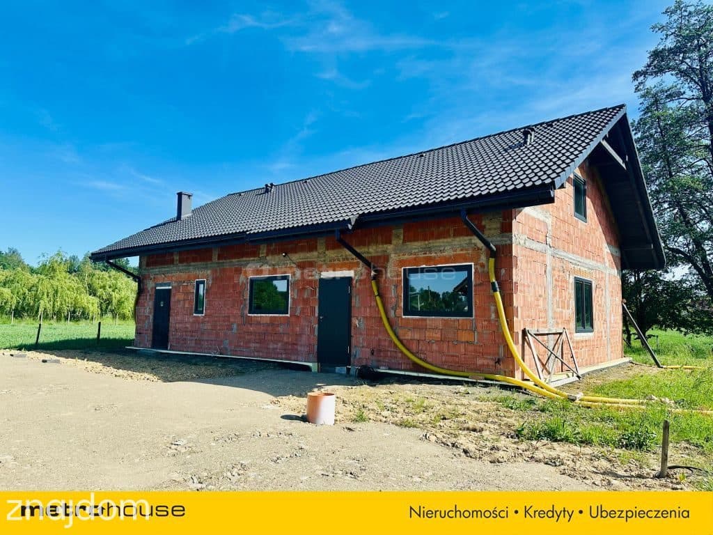 Nowoczesny dom na uboczu w ładnym miejscu. - zdjęcie 2