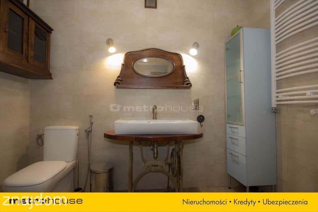 Mieszkanie w centrum miasta z ogródkiem - zdjęcie 8