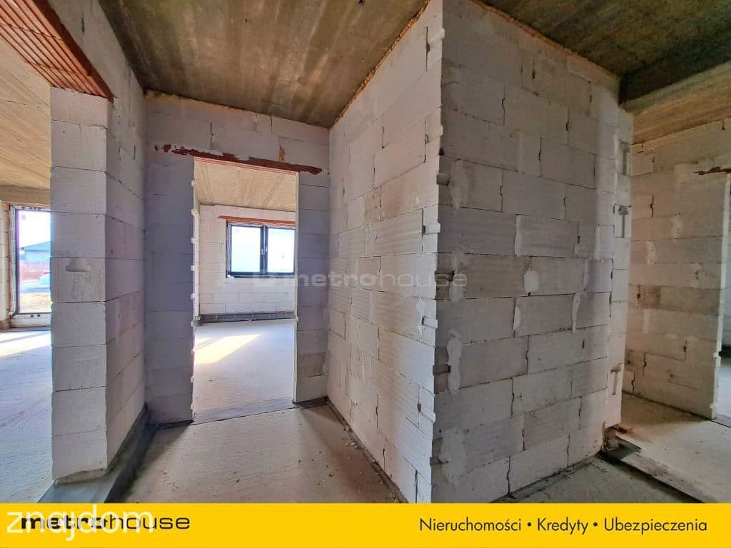 Parterowy dom jednorodzinny, stan surowy zamknięty - zdjęcie 11