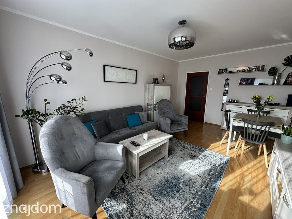 53 m² | 2 POKOJE | OSOBNA KUCHNIA | BALKON Z WIDOKIEM NA ZIELEŃ - zdjęcie 4