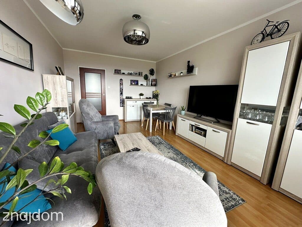 53 m² | 2 POKOJE | OSOBNA KUCHNIA | BALKON Z WIDOKIEM NA ZIELEŃ - zdjęcie 3