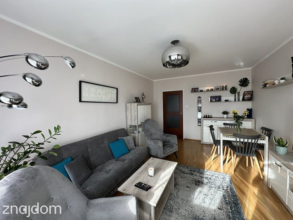 53 m² | 2 POKOJE | OSOBNA KUCHNIA | BALKON Z WIDOKIEM NA ZIELEŃ