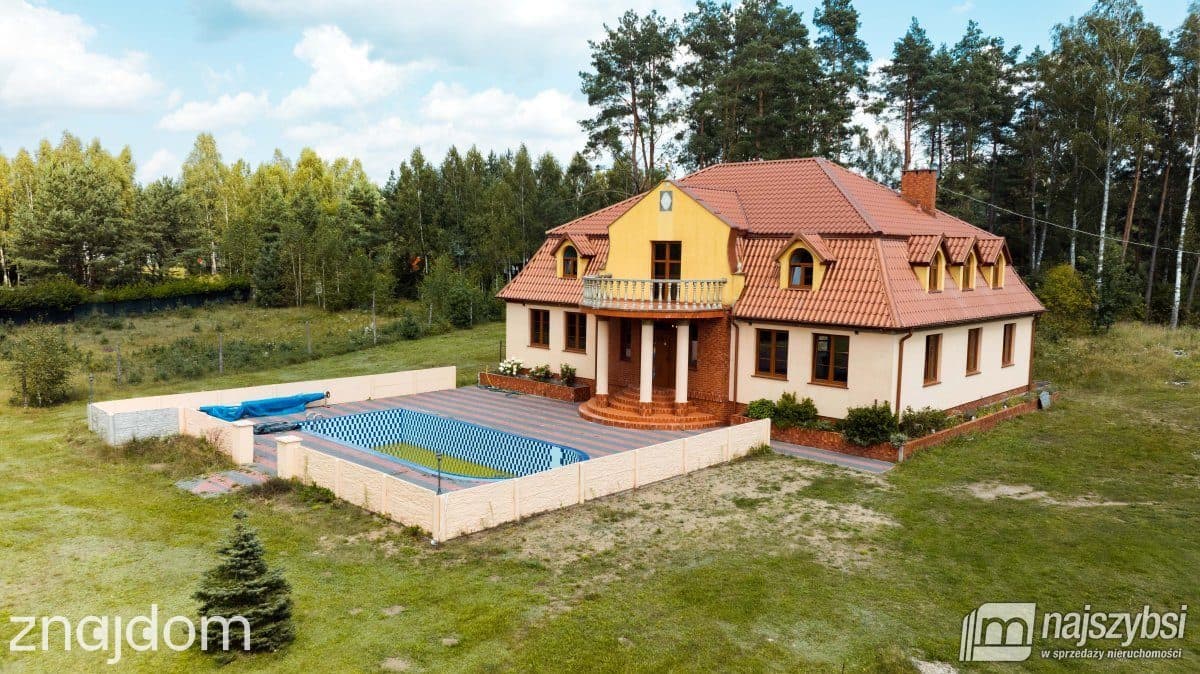 Dom, Biały Bór