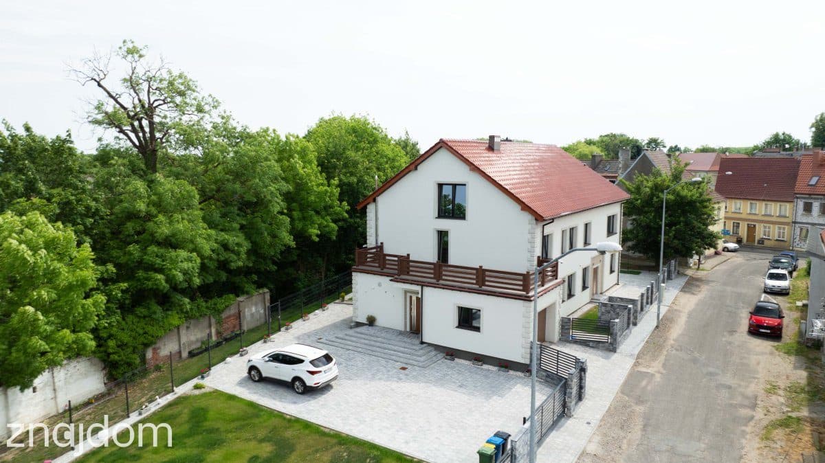 Dom, Trzebiatów