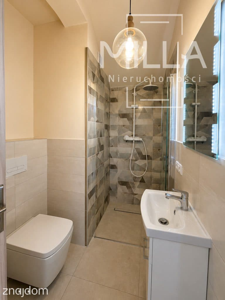 Dom 258 m² komfortu w sąsiedztwie lasu - zdjęcie 9