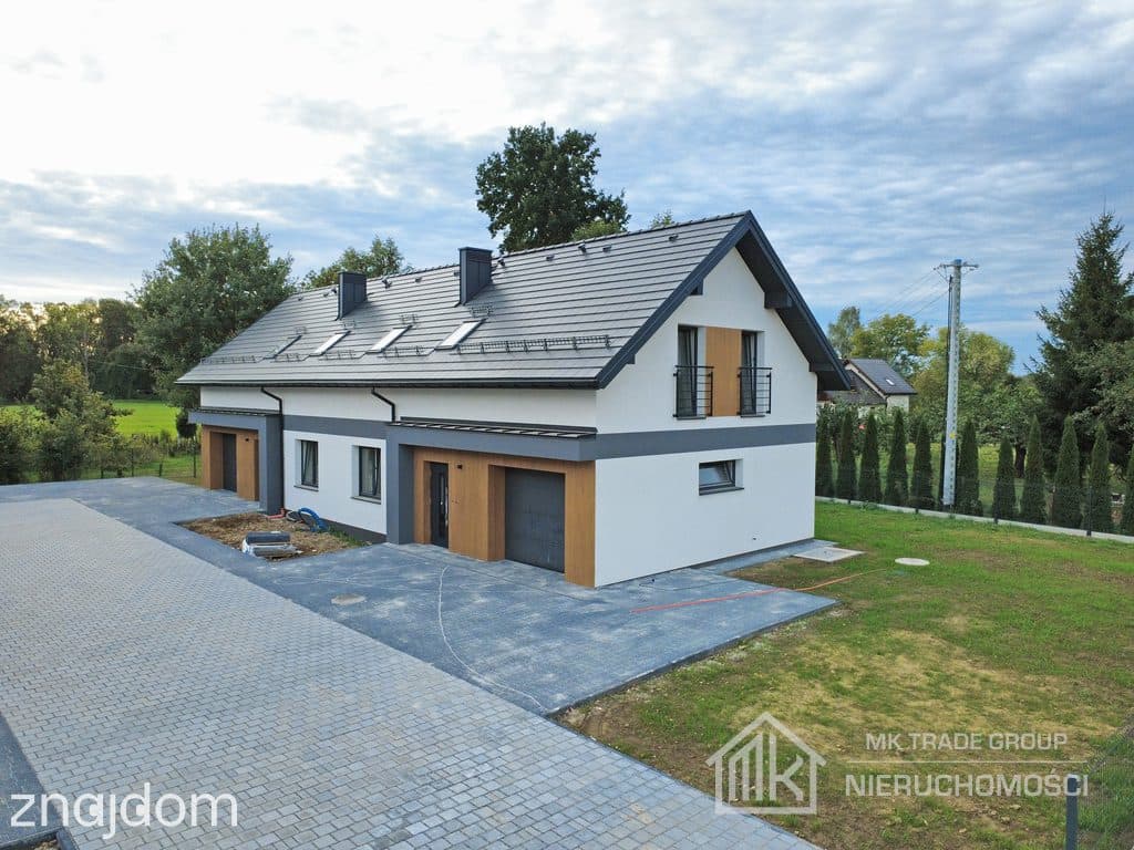 Gotowy nowy dom, 5 pokoi, garaż, działka 4 ar - zdjęcie 2