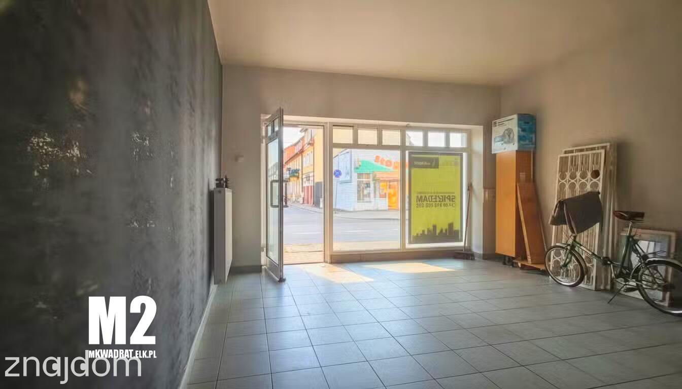 Mały lokal usługowy na sprzedaż w centrum Ełku - zdjęcie 2
