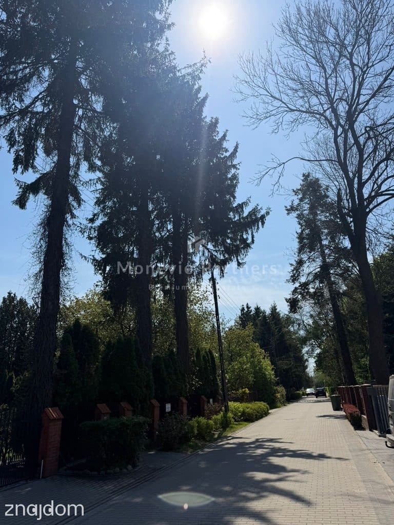 Nowy wolnostojący dom w Bielawie - zdjęcie 12
