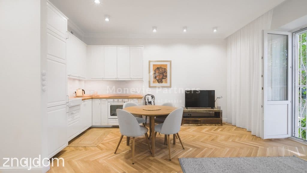 Śliczny apartament na Wiejskiej na sprzedaż - zdjęcie 2