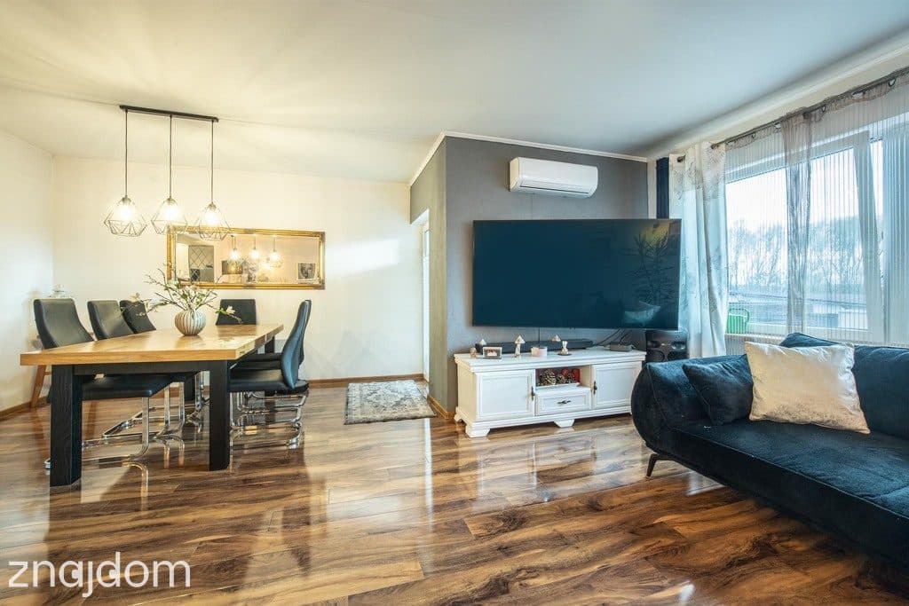 Zamieszkaj lub zarabiaj w centrum Brzezin! - zdjęcie 17