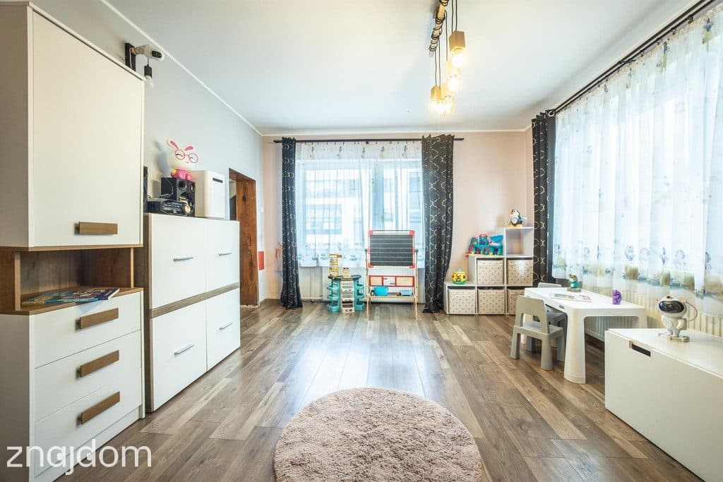 Zamieszkaj lub zarabiaj w centrum Brzezin! - zdjęcie 10