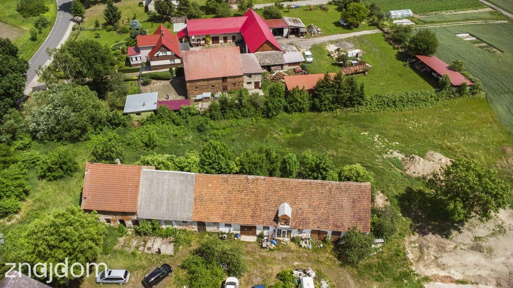 Działa z budynkiem gospodarczym Bożnów - zdjęcie 6